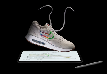 «Сделано на iPad». Nike выпустила уникальные кроссовки для Тима Кука