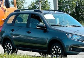 Это люксовая Lada Granta. Живые фото «Гранты» с стоповым оснащением — серийное производство таких машин может начаться летом