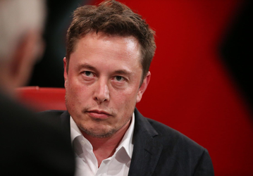 Царящий в Tesla «беспорядок» и «рассеянный руководитель» угрожают стабильности других компаний Илона Маска, по данным Bloomberg