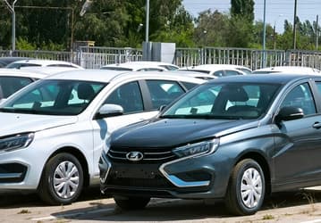 Редкую новую Lada Vesta показали на фото