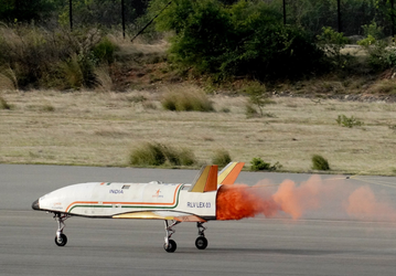 ISRO успешно завершила испытания многоразовой ракеты-носителя Pushpak