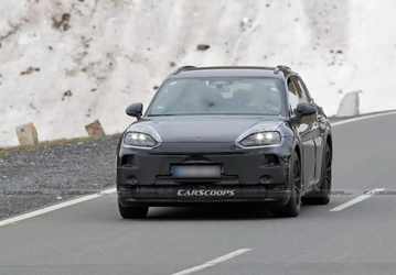 Это совершенно новый Porsche Cayenne. Первое видео и фото из Альп