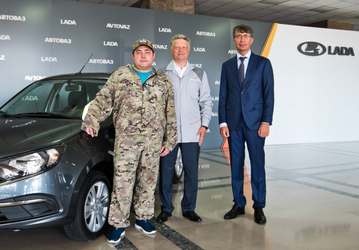 АвтоВАЗ начал раздавать  Lada Granta с АКПП во временное безвозмездное пользование ветеранам СВО