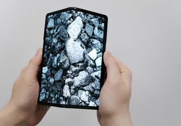 Samsung все-таки еще лидер, но Huawei активно догоняет. Аналитики TrendForce оценили ситуацию на рынке складных смартфонов