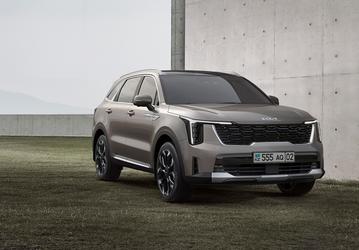 Новейший Kia Sorento 2024 появился у российских дилеров. Объявлена стоимость всех четырёх комплектаций