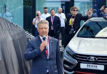 АвтоВАЗ выпустит более полмиллиона машин в 2024 году, а к 2030 собирается производить до миллиона автомобилей