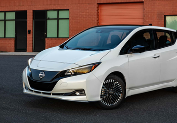 Представлен Nissan Leaf 2025. Это последний автомобиль линейки перед переходом на кроссоверы и всё еще самый дешевый электромобиль в США