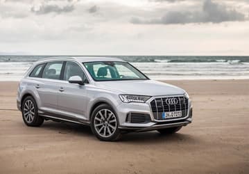 Крупный российский дилер привез в Россию обновленные Audi Q7 — по цене двух Land Cruiser 300