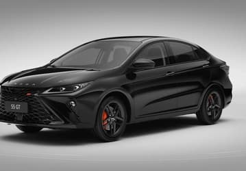 «Спортивный» седан Omoda S5 GT не только не подорожал в России за год, но даже немного подешевел