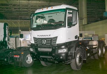 Автомобили КамАЗ получат российскую электронику