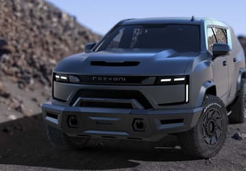 Представлен Rezvani Arsenal — тот же Cadillac Escalade, но с агрессивным дизайном, защитой от обстрела из АК-47, тепловизором и возможностью пускать дымовую завесу