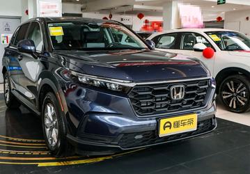 Российские дилеры привезли новые кроссоверы Honda CR-V — машина предлагается в трех комплектациях по цене от 5,1 млн рублей