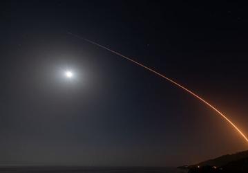 SpaceX готовится к запуску ракеты Falcon 9 с новой группировкой спутников-шпионов
