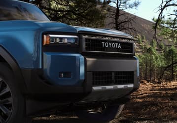 Санкциям вопреки: поставки новейшего Toyota Land Cruiser Prado 250 в Россию наладили прямиком из США