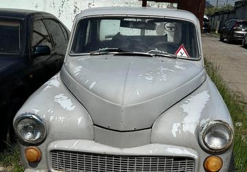 Чрезвычайно редкий для России автомобиль выставили на продажу в Тюмени. Это польская разновидность советской «Победы»