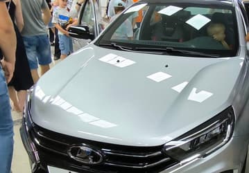 В Тольятти показали прототип Lada Vesta Sportline с «автоматом»