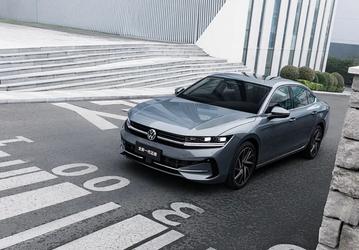 Тот же Volkswagen Passat B9, но в кузове седан: новейший Volkswagen Magotan 2024 показали вживую внутри и снаружи