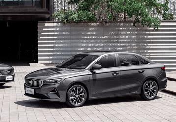 Дешёвый современный седан Geely Emgrand 2025 показали вживую сразу после анонса