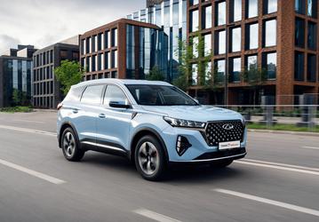 Полноприводный Chery Tiggo 7 Pro Max по цене топовой Lada Vesta. В Белоруссии Tiggo 7 Pro Max на полмиллиона рублей дешевле, чем в России