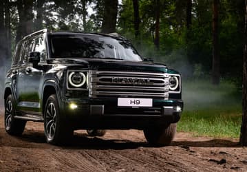 Совершенно новый Haval H9 представлен в России. Раскрыты моторы и оснащение, объявлен срок начала продаж