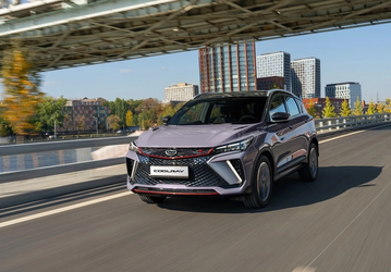 Новый Geely Coolray выделяется ценовой стабильностью: с момента выхода в России он подорожал всего на 15 000 рублей