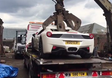 Масштабное уничтожение фейковых Ferrari: компания конфисковала более 400 000 единиц поддельной продукции за год
