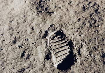 Ровно 55 лет назад стартовал первый в истории космический корабль, доставивший человека на Луну