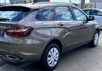 Этого пришлось ждать два года. Lada Vesta начали серийно выпускать в пяти цветах