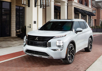 Дешёвых Mitsubishi Outlander в Москве не осталось: покупателям предлагают только топовые версии