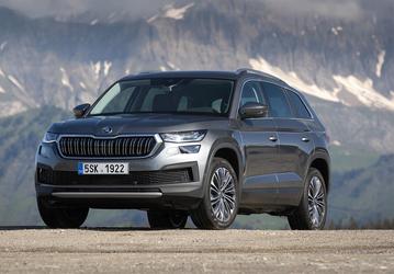 Skoda Kodiaq сбросил 500 тыс. рублей. Московский дилер устроил распродажу кроссоверов 2024 года выпуска