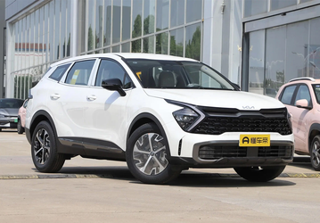 В России подешевели новейшие Kia Sportage 2024. Дилерские склады наполнены «под завязку»