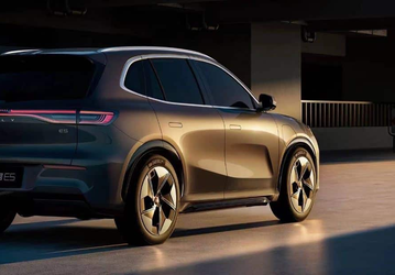 Geely всего за $17 000, копирующий Porsche Macan и Mercedes-Benz EQC, поступит в продажу уже 3 августа