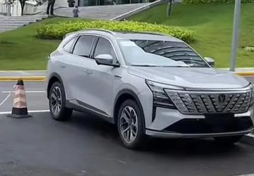 Совершенно новый Changan CS75 Plus засветился в Китае: «живые» фото