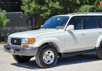 27-летний Toyota Land Cruiser продали за рекордную сумму в США