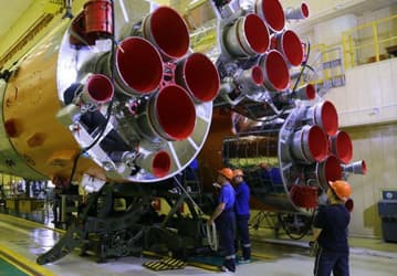 На Байконуре собрали «пакет» ракеты-носителя «Союз-2.1а»