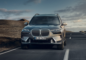 BMW X7, Hyundai Santa Fe, Toyota Rav4 и многие другие машины в России подешевели, а Lada Vesta, Voyah Free и Mercedes-Benz V-Class прибавили в цене