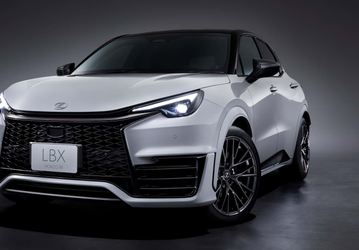 Lexus LBX Morizo RR с 300-сильным мотором от Toyota GR Yaris, МКПП или АКПП стал серийным. Объявлена цена