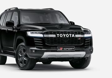Toyota обновит Land Cruiser 300 до конца года. Внедорожник утратит DVD и станет безопаснее