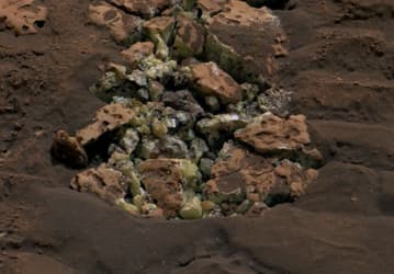 Curiosity обнаружил на Марсе элементарную серу в канале Гедиз-Валли