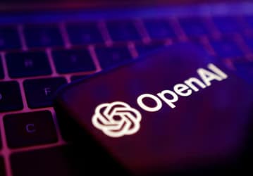 OpenAI разрабатывает новую технологию искусственного интеллекта под кодовым названием Strawberry