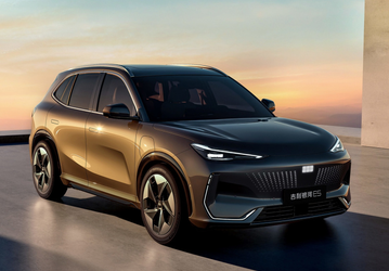 Новейший кроссовер Geely c мотором мощностью 218 л.с. и запасом хода 530 км — за 15 тыс. долларов. Стартовали продажи Geely Galaxy E5
