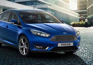 Некогда один из самых востребованных Ford в России по-прежнему можно купить новым. Ford Focus с «автоматом» — за 2,68 млн рублей