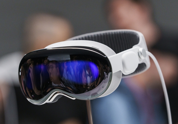Apple Vision по цене iPhone. Новая гарнитура будет более чем вдвое дешевле Apple Vision Pro и выйдет в 2025 году