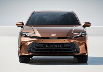В Китае падают продажи Toyota: компания планирует ввести скидку в 6 тыс. долларов на покупку Camry, Sienna и Highlander