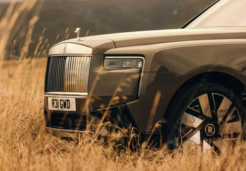 В России предлагают особенный Rolls-Royce Cullinan Black Badge
