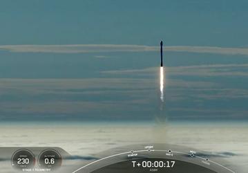 Рекордный 22-й запуск и посадка первой ступени Falcon 9: SpaceX осуществила успешный запуск двух спутников ASBM для арктического региона