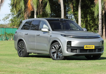 В России переписали цены на бестселлеры Li Auto L7 и L8