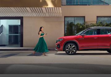 Дилер привез в Россию топовый Volkswagen Tayron X 2024 и продает его по цене нового Hyundai Santa Fe