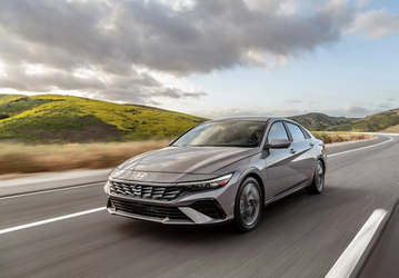 Представлена линейка Hyundai Elantra 2025. Объявлены цены