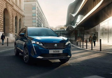 Представлены экономичные Peugeot 3008 и 5008 с ChatGPT